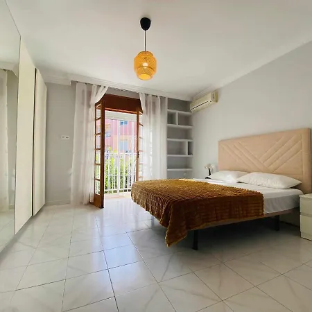 Bonita Casa Centrica Con Piscina & Parking דירה טורמולינוס