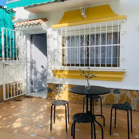 Bonita Casa Centrica Con Piscina & Parking 아파트 *