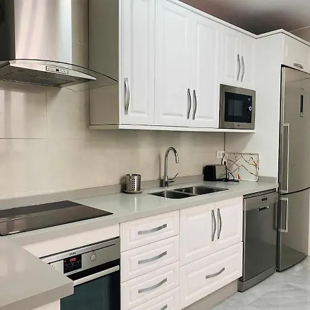 Bonita Casa Centrica Con Piscina & Parking Lägenhet Torremolinos
