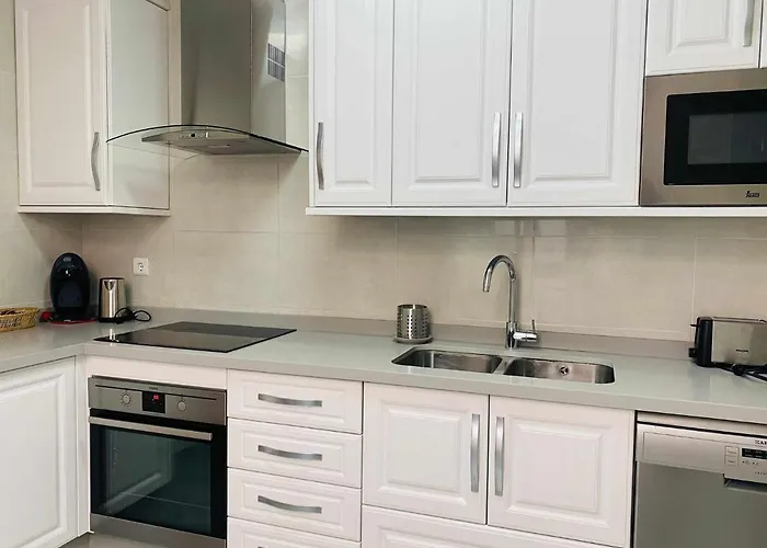 Bonita Casa Centrica Con Piscina & Parking *