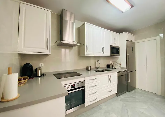 Bonita Casa Centrica Con Piscina & Parking * Torremolinos